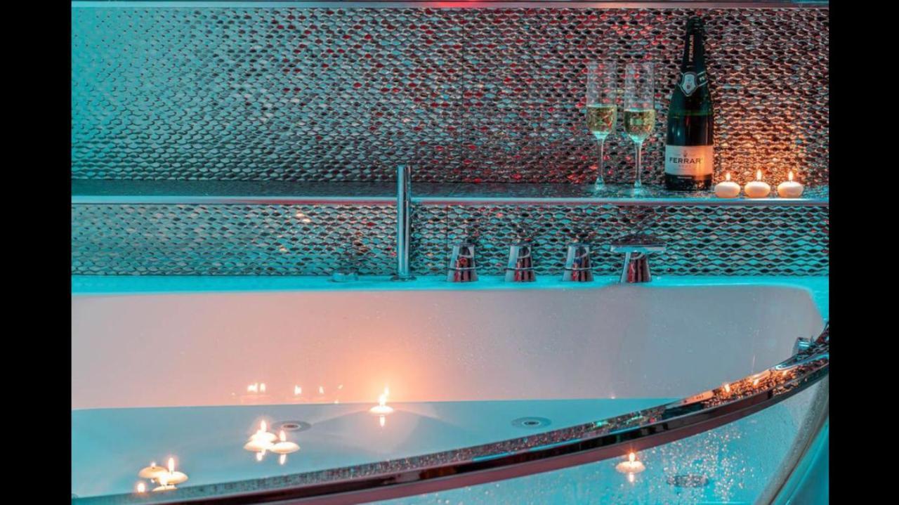 Governo Vecchio Guesthouse Navona ローマ エクステリア 写真